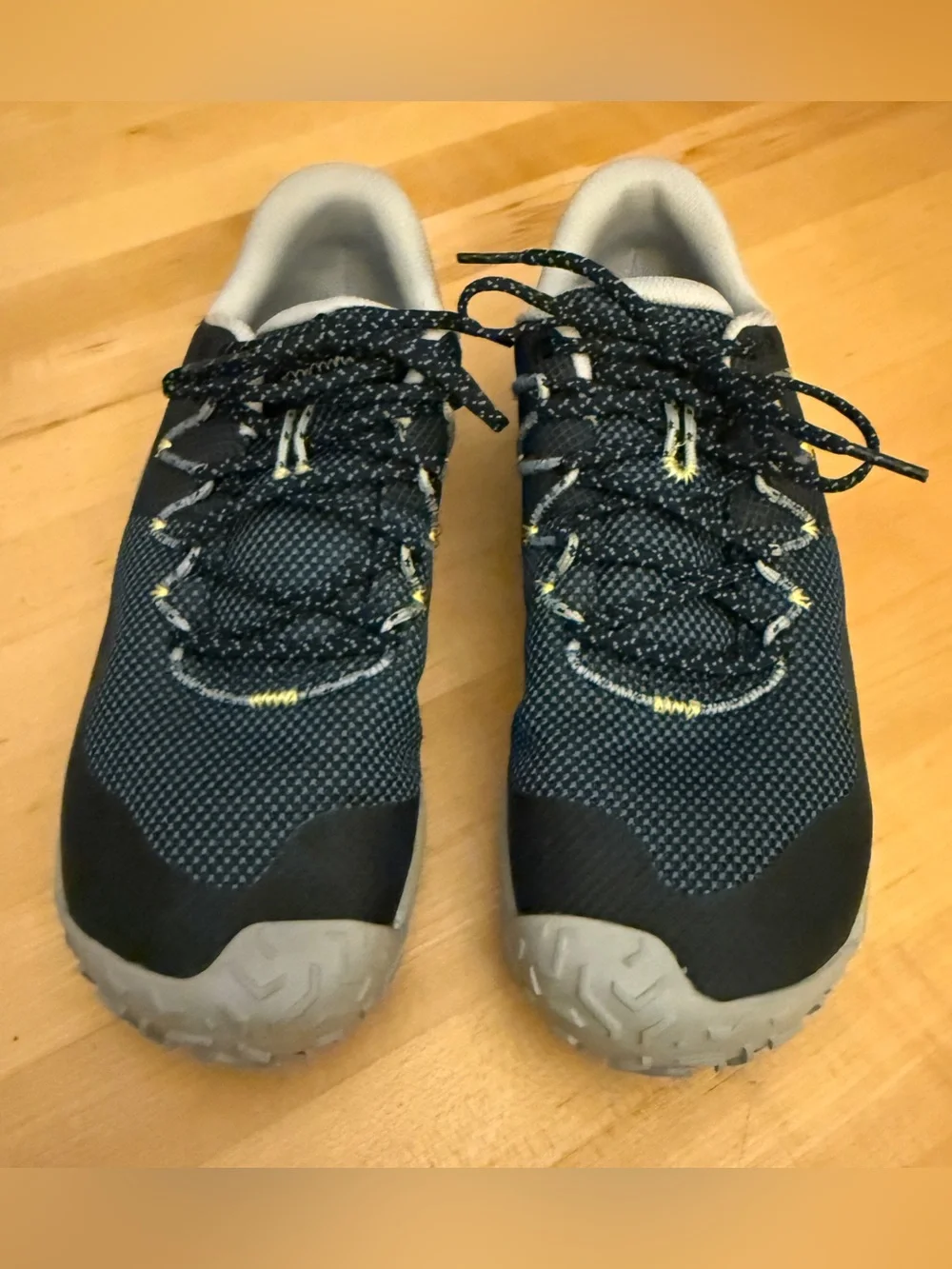 Merrell Men's Trail Glove 7 Running Athletic Shoes Navy & Gray Size 9.5 Like New